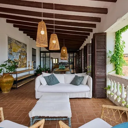Masia Blanca Villa Coma-ruga