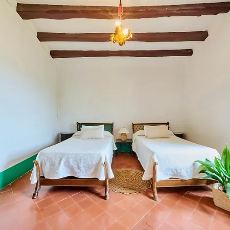 Masia Blanca Villa Coma-ruga