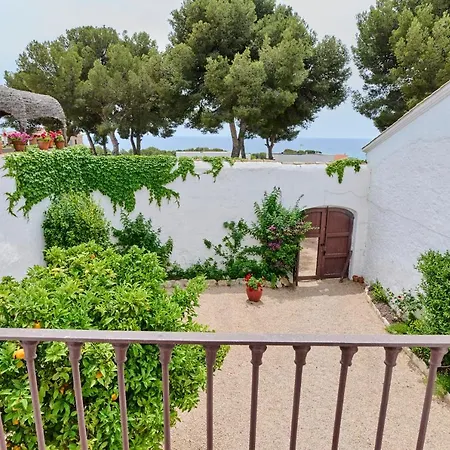 Masia Blanca Villa *